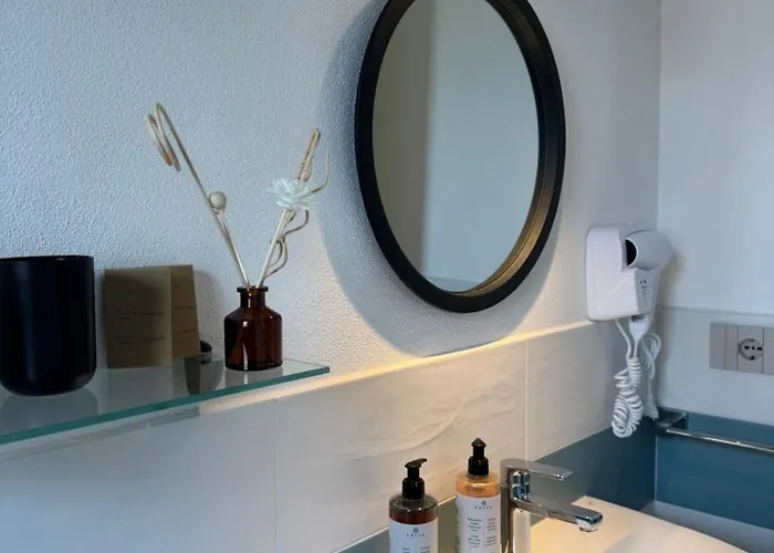 L'obiettivo بلدية آسميني